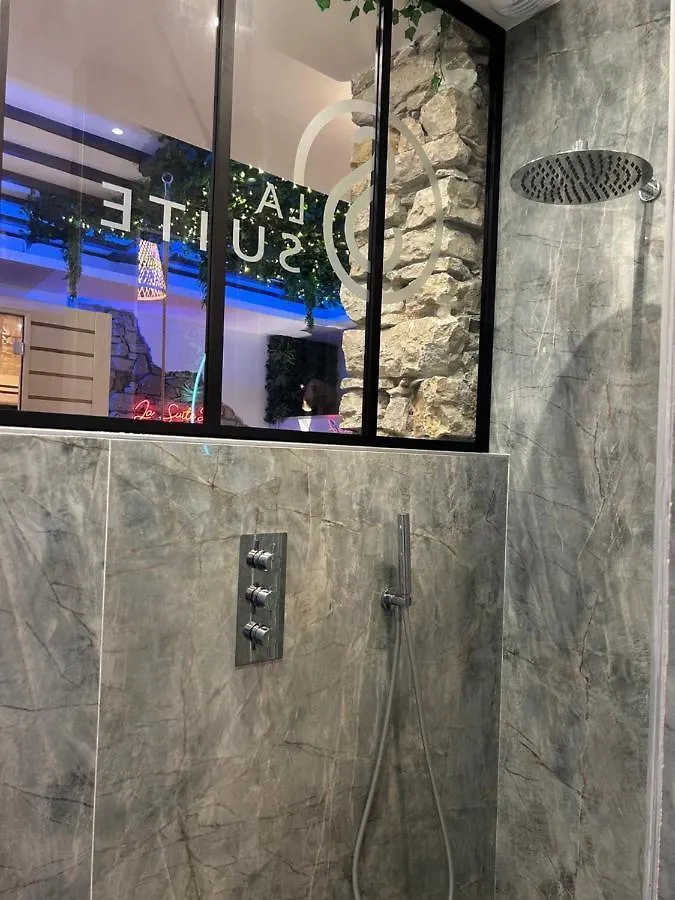Hodinový hotel Grenoble La Suite 2 Spa Jaccuzzi Et Sauna Privatif