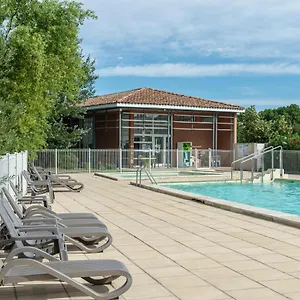 https://residence-sun-hols-les-rives-du-lac-saint-saturnin-les-avignon.aixenprovencehotels.org